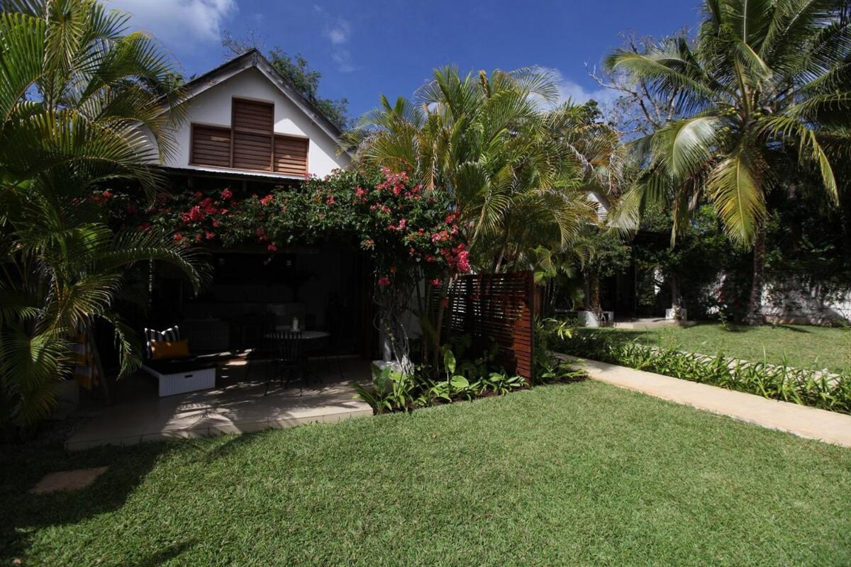 Villa 25 Port Vila Exterior foto